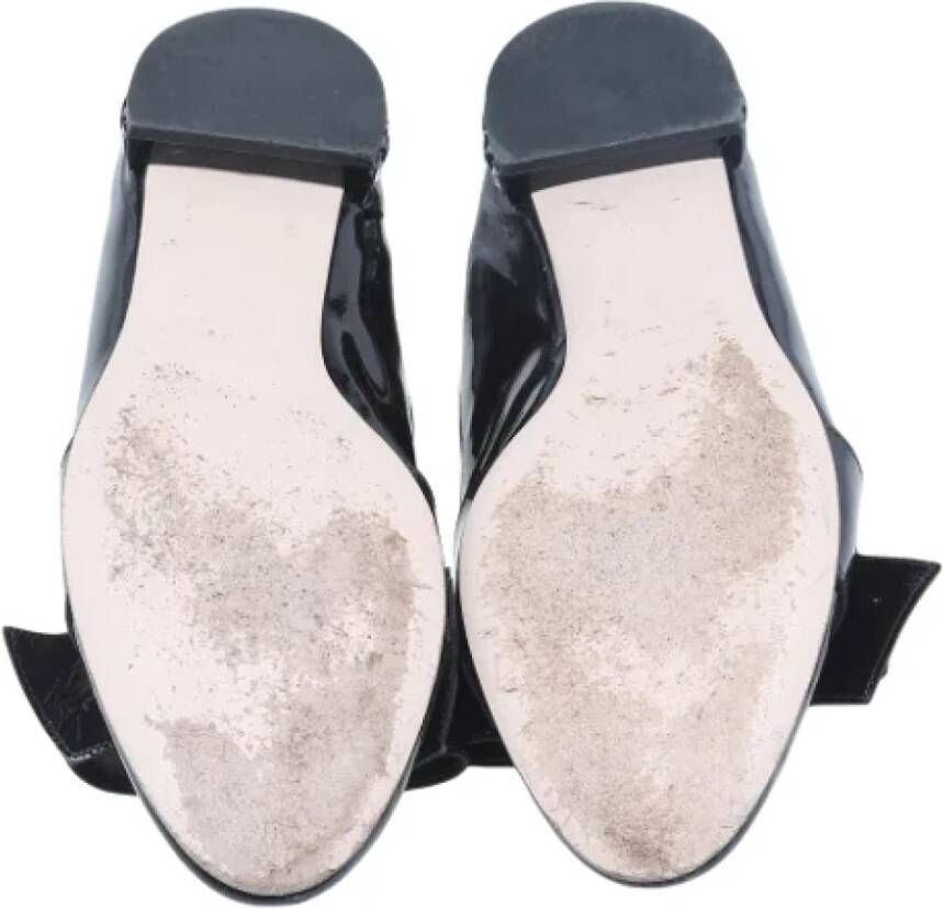 Miu Pre-owned Leather flats Black Dames