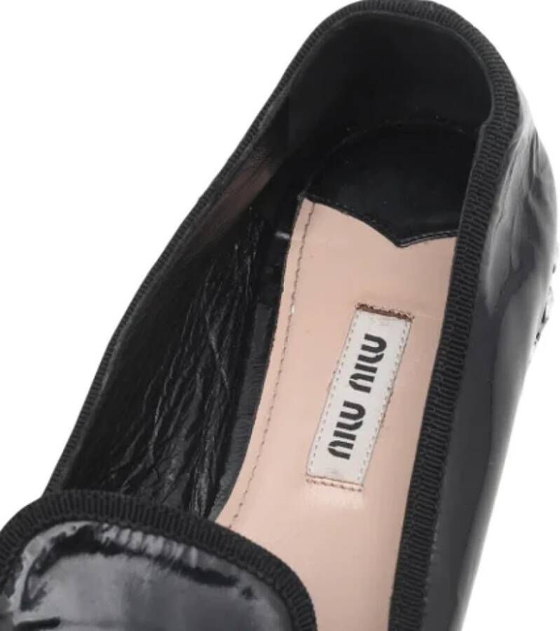 Miu Pre-owned Leather flats Black Dames