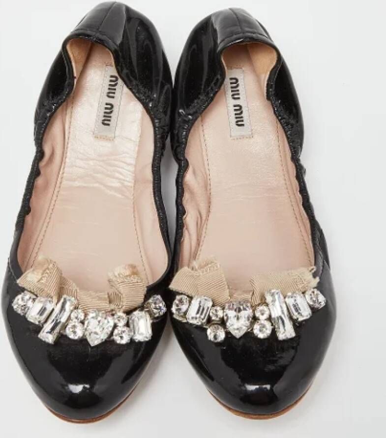 Miu Pre-owned Leather flats Black Dames