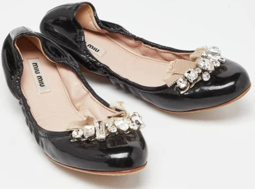 Miu Pre-owned Leather flats Black Dames