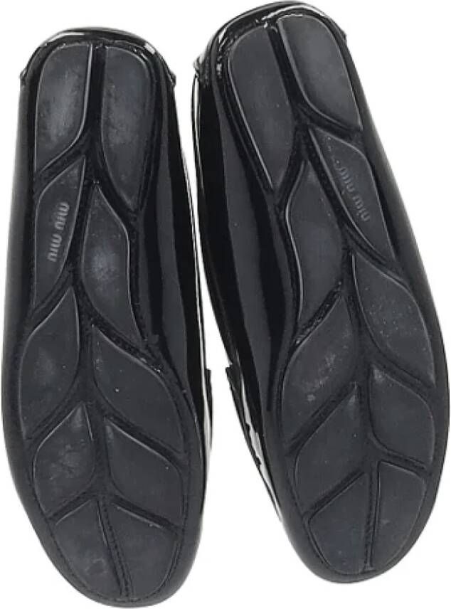 Miu Pre-owned Leather flats Black Dames