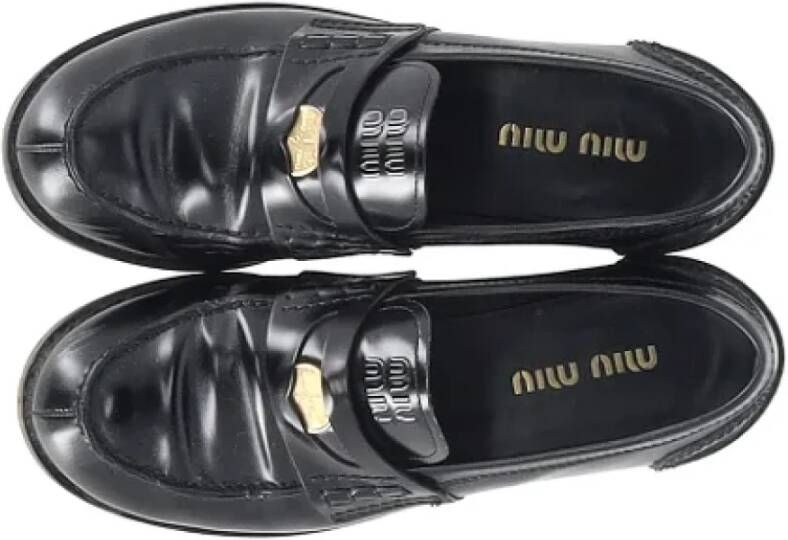 Miu Pre-owned Leather flats Black Dames