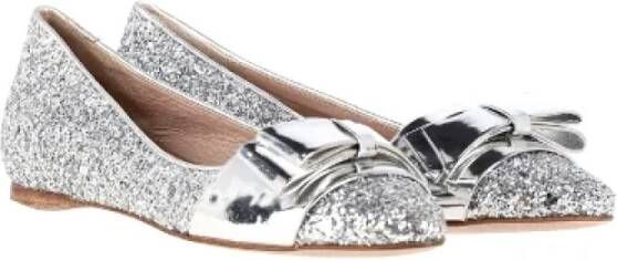 Miu Pre-owned Leather flats Gray Dames