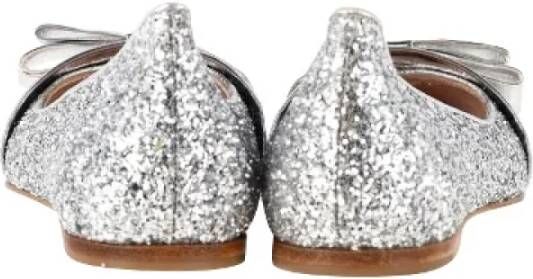 Miu Pre-owned Leather flats Gray Dames