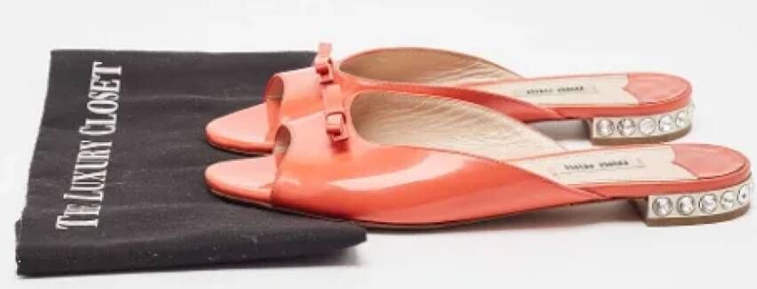 Miu Pre-owned Leather flats Orange Dames