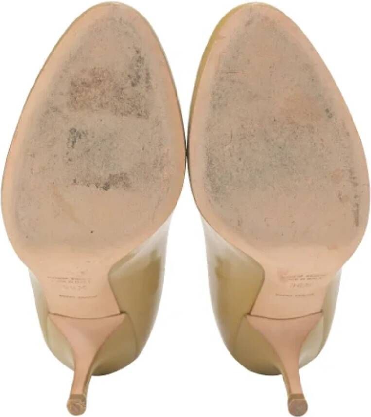 Miu Pre-owned Leather heels Beige Dames