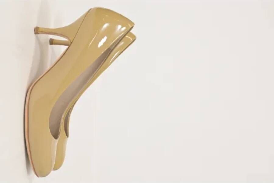 Miu Pre-owned Leather heels Beige Dames