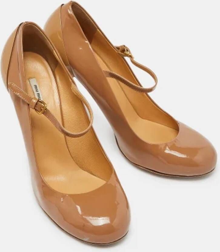 Miu Pre-owned Leather heels Beige Dames