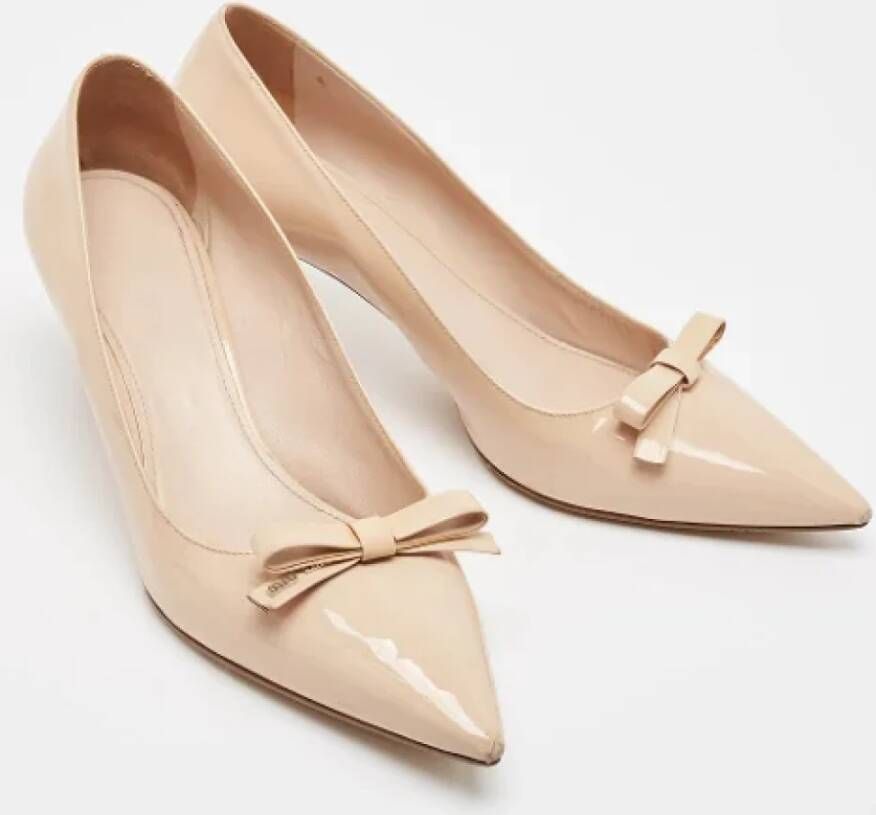 Miu Pre-owned Leather heels Beige Dames