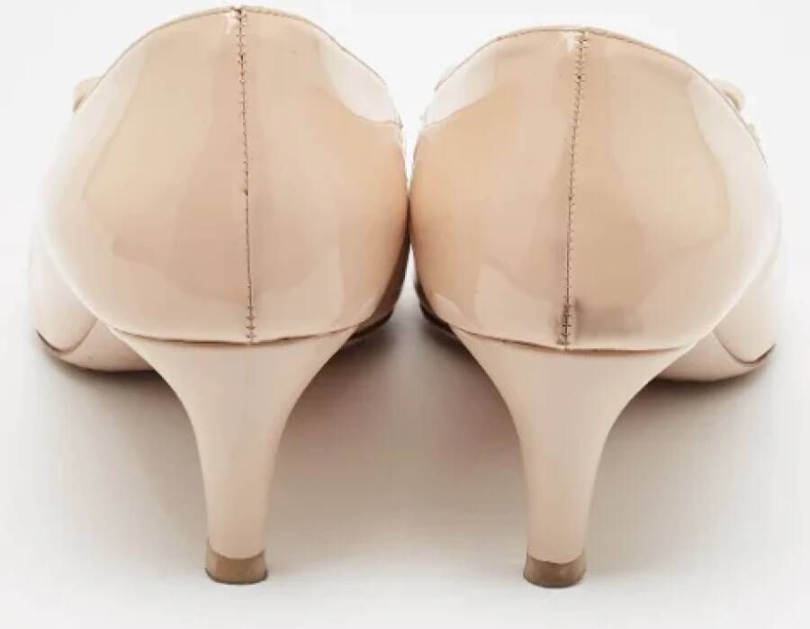 Miu Pre-owned Leather heels Beige Dames