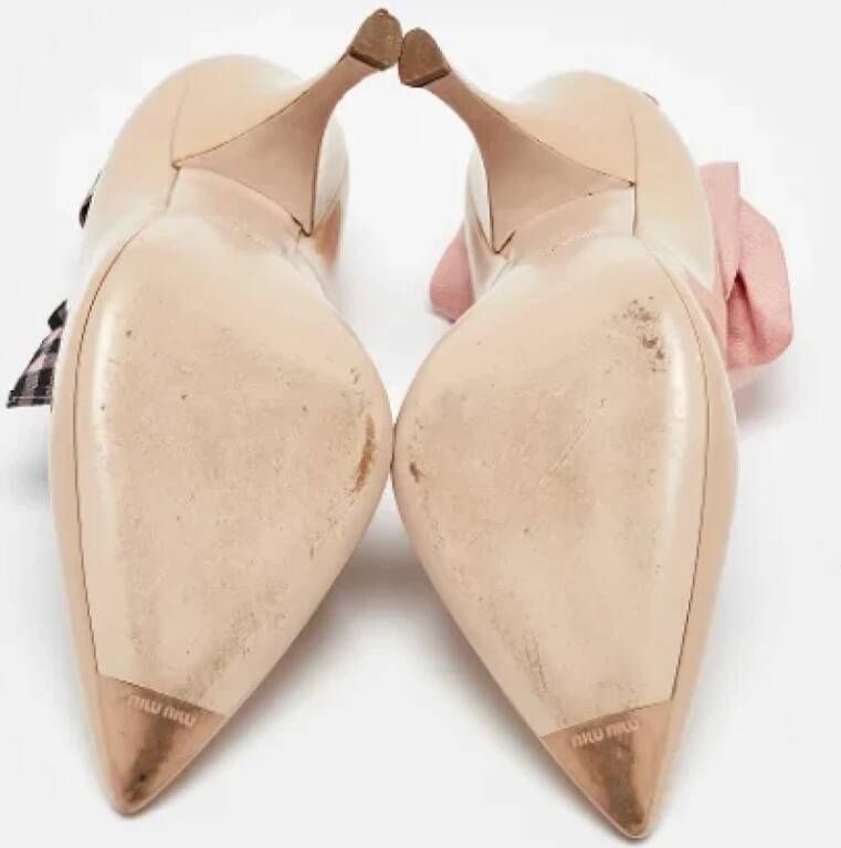 Miu Pre-owned Leather heels Beige Dames