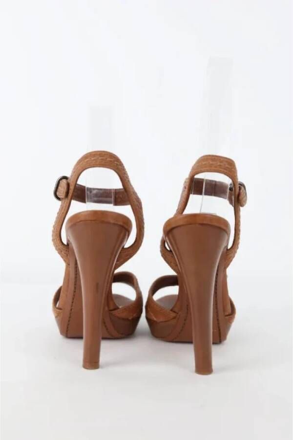 Miu Pre-owned Leather heels Brown Dames