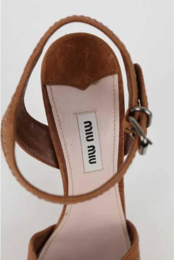 Miu Pre-owned Leather heels Brown Dames