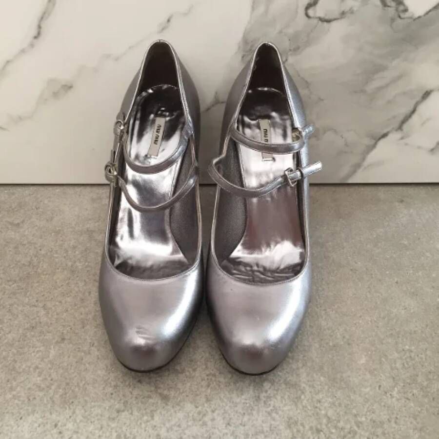 Miu Pre-owned Leather heels Gray Dames