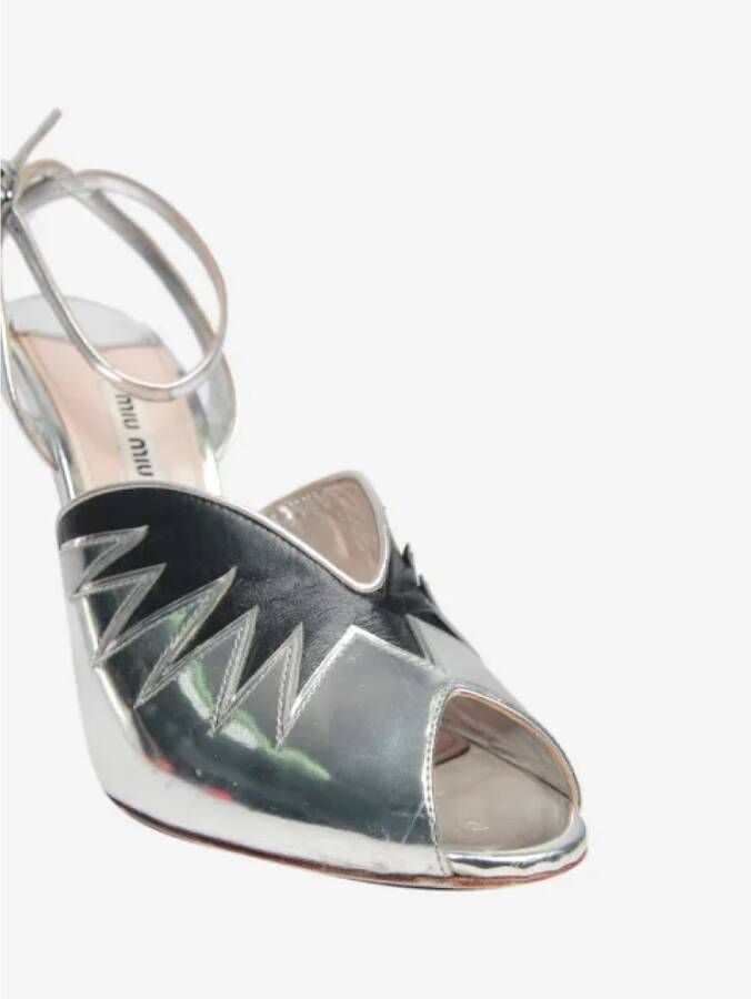 Miu Pre-owned Leather heels Gray Dames