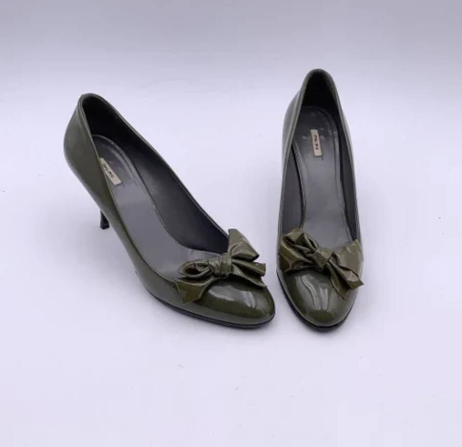 Miu Pre-owned Leather heels Green Dames