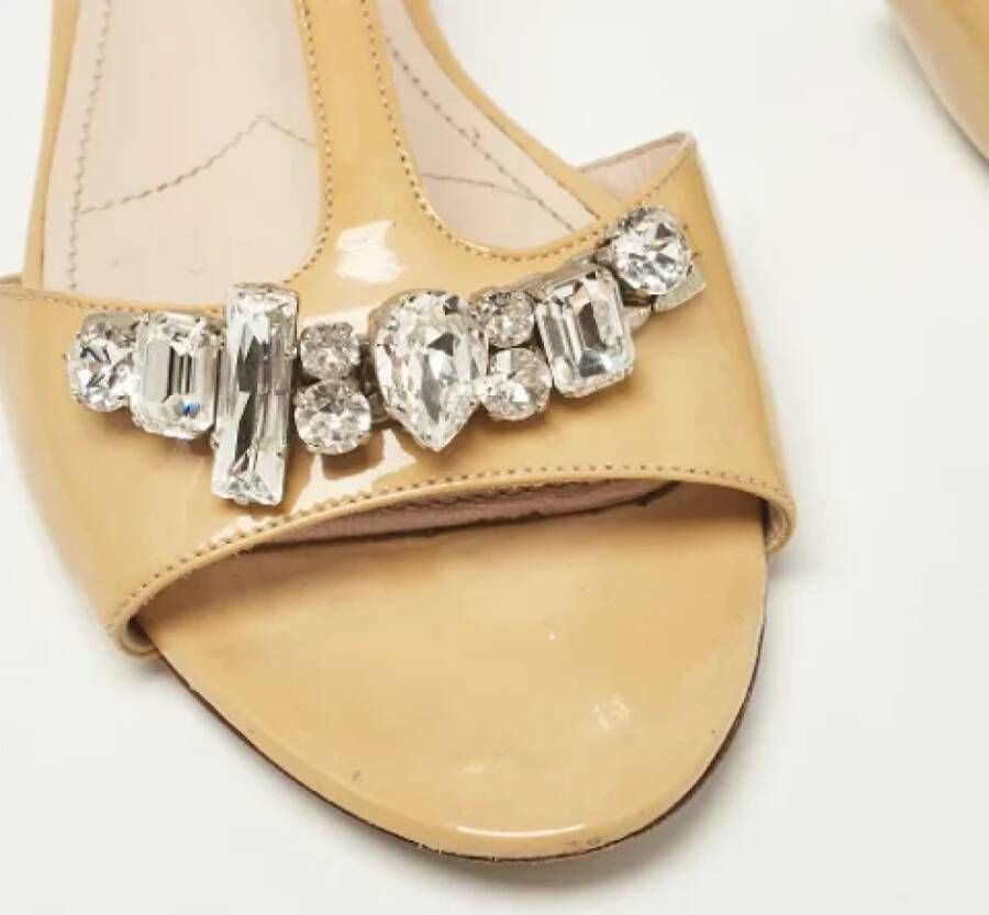 Miu Pre-owned Leather sandals Beige Dames