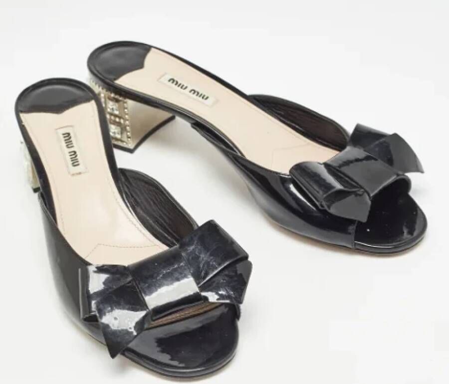 Miu Pre-owned Leather sandals Black Dames