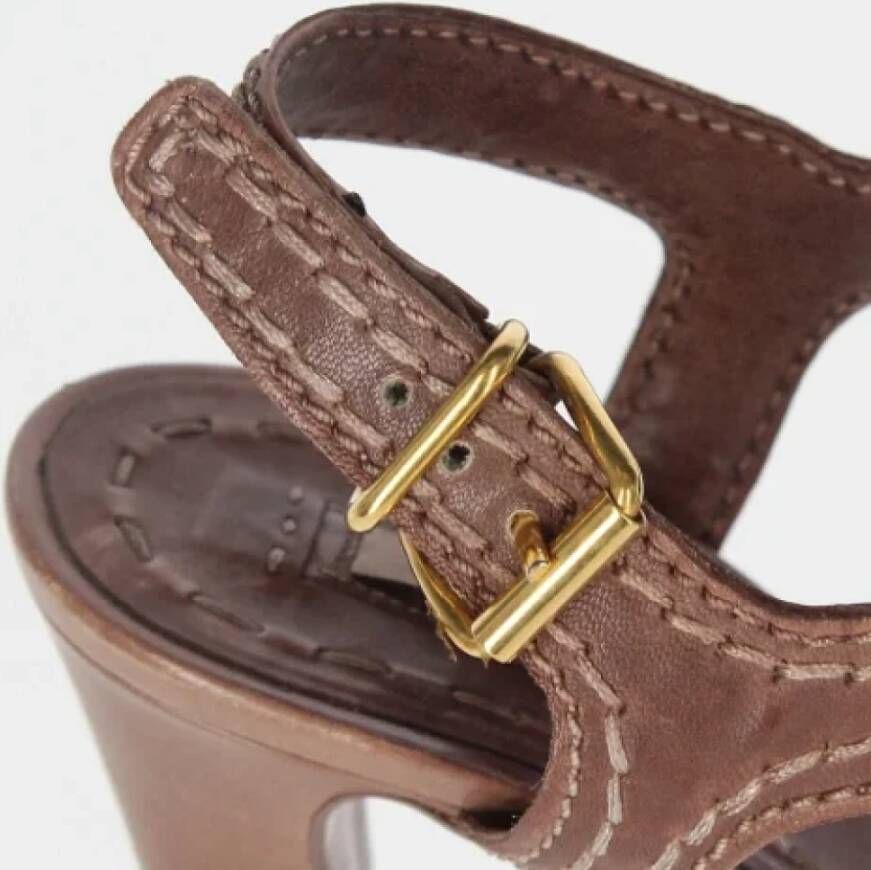 Miu Pre-owned Leather sandals Brown Dames