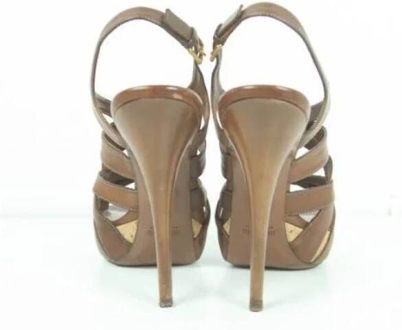 Miu Pre-owned Leather sandals Brown Dames