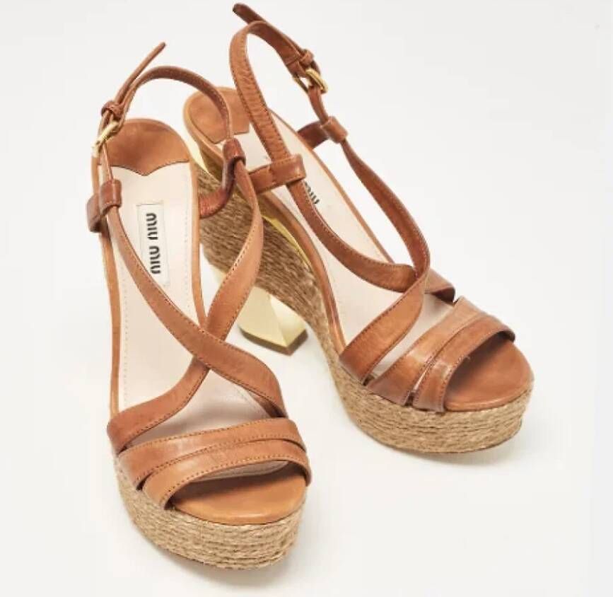 Miu Pre-owned Leather sandals Brown Dames