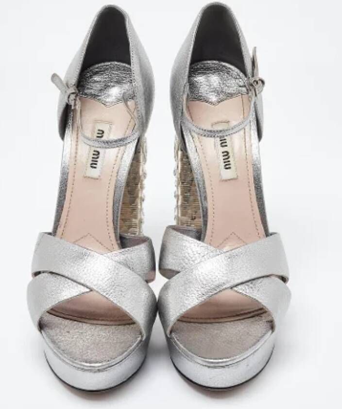 Miu Pre-owned Leather sandals Gray Dames