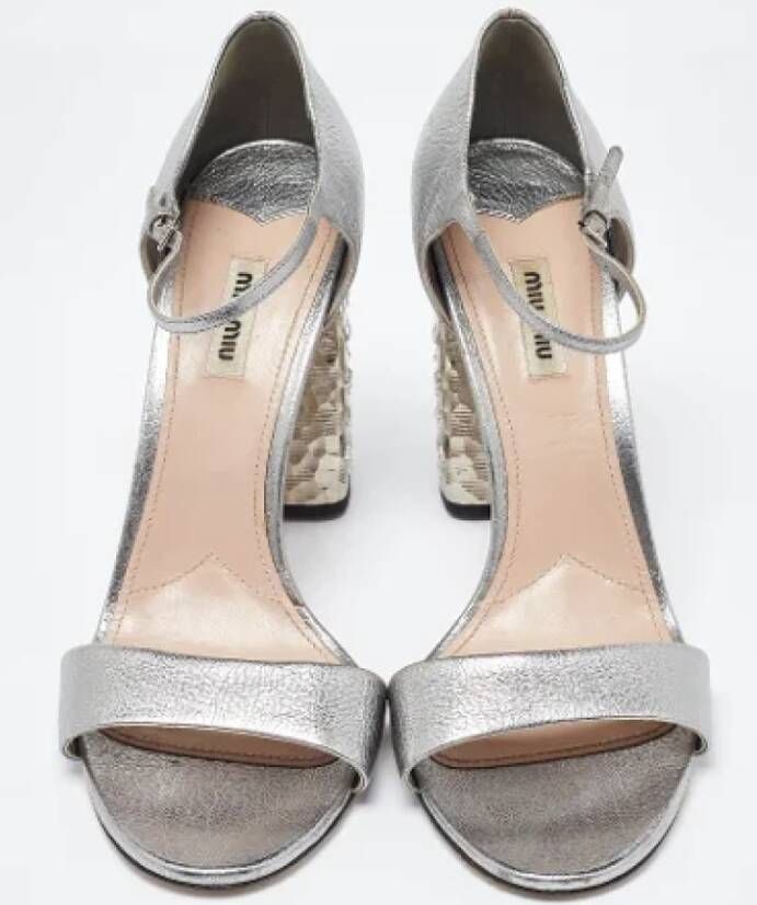 Miu Pre-owned Leather sandals Gray Dames