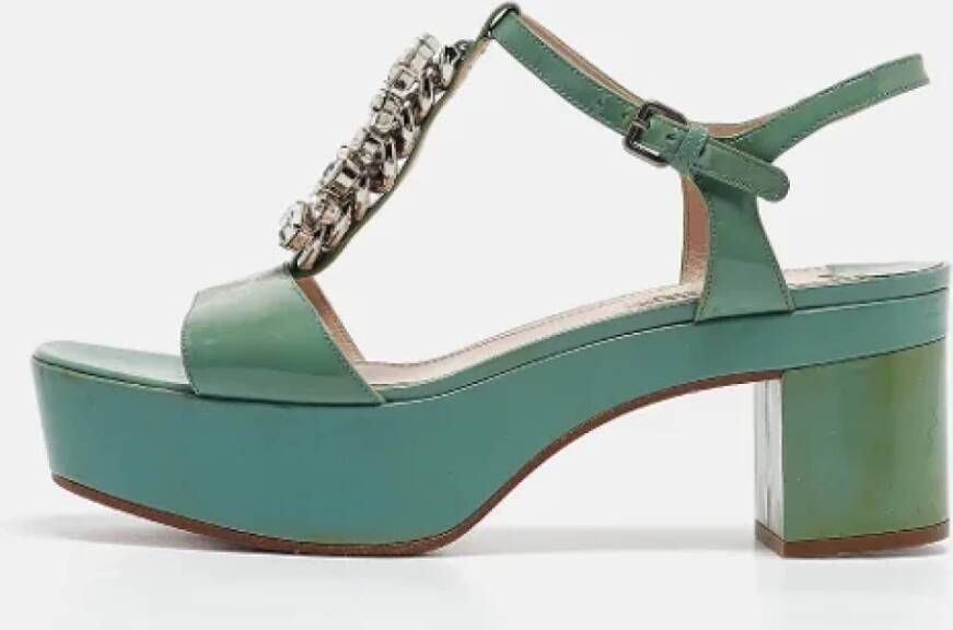 Miu Pre-owned Leather sandals Green Dames