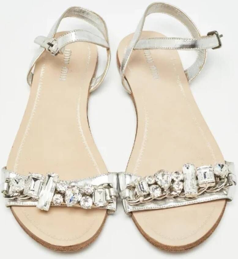 Miu Pre-owned Leather sandals White Dames