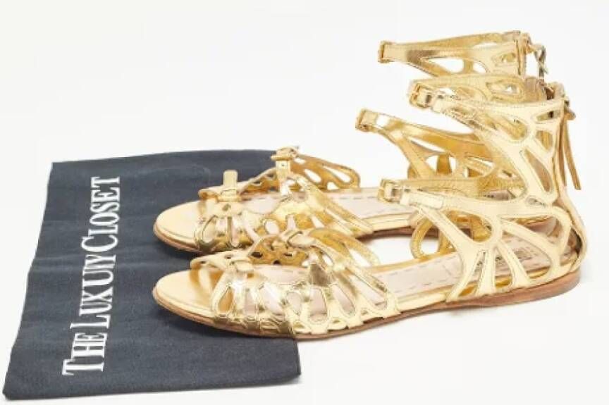 Miu Pre-owned Leather sandals Yellow Dames