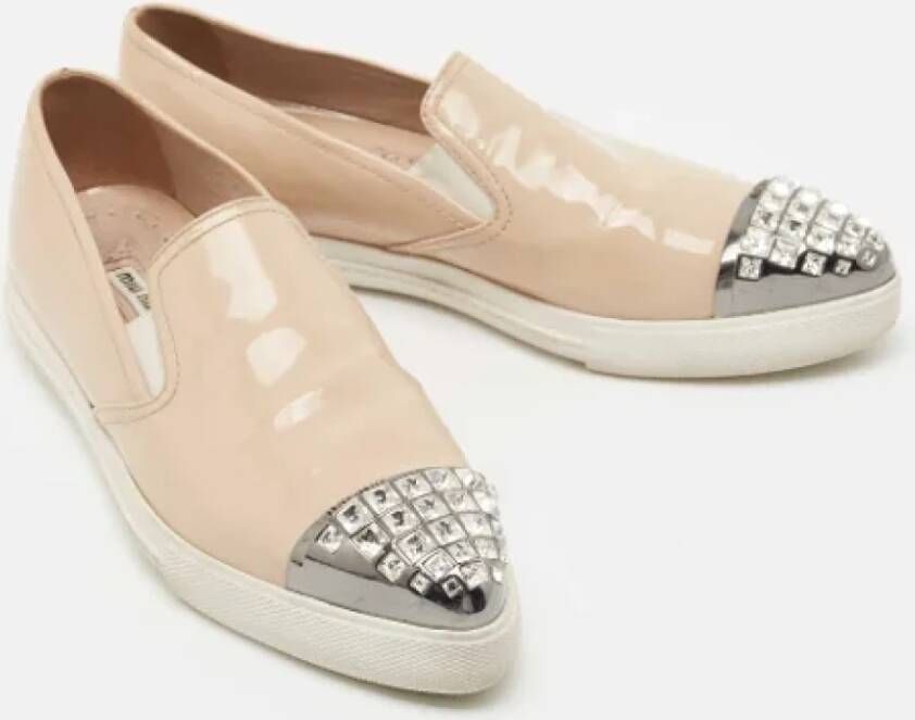 Miu Pre-owned Leather sneakers Beige Dames