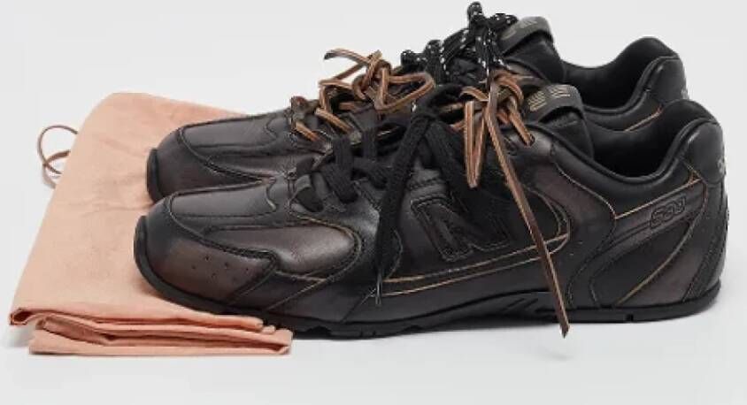 Miu Pre-owned Leather sneakers Brown Dames