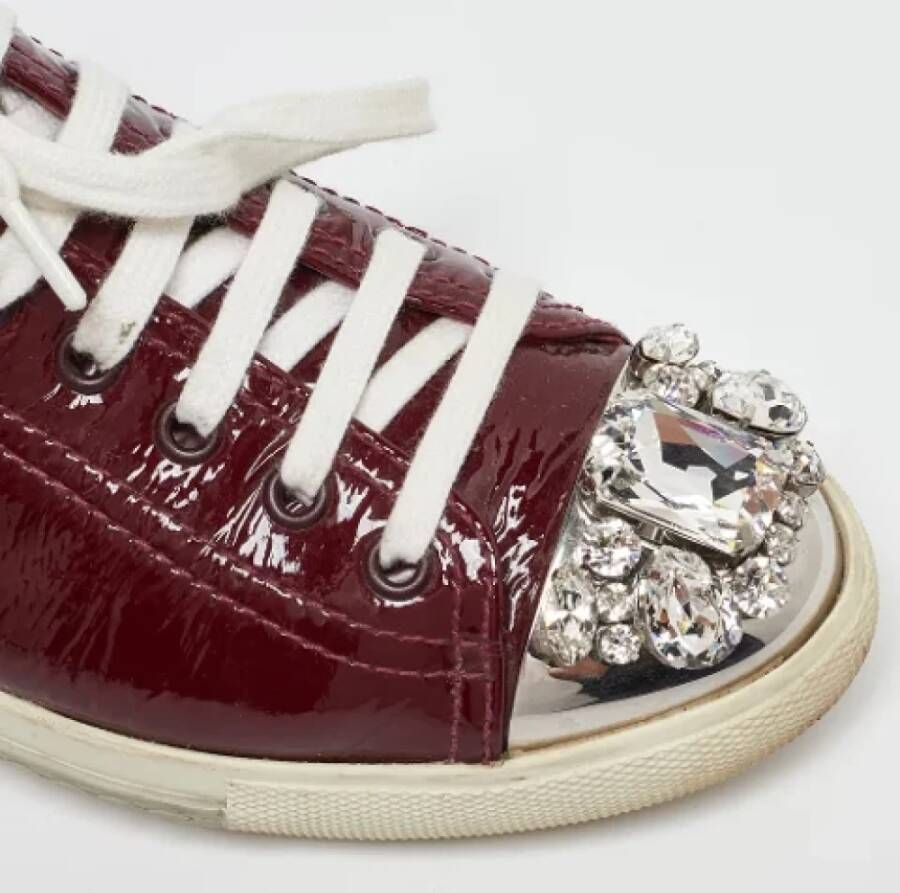 Miu Pre-owned Leather sneakers Red Dames