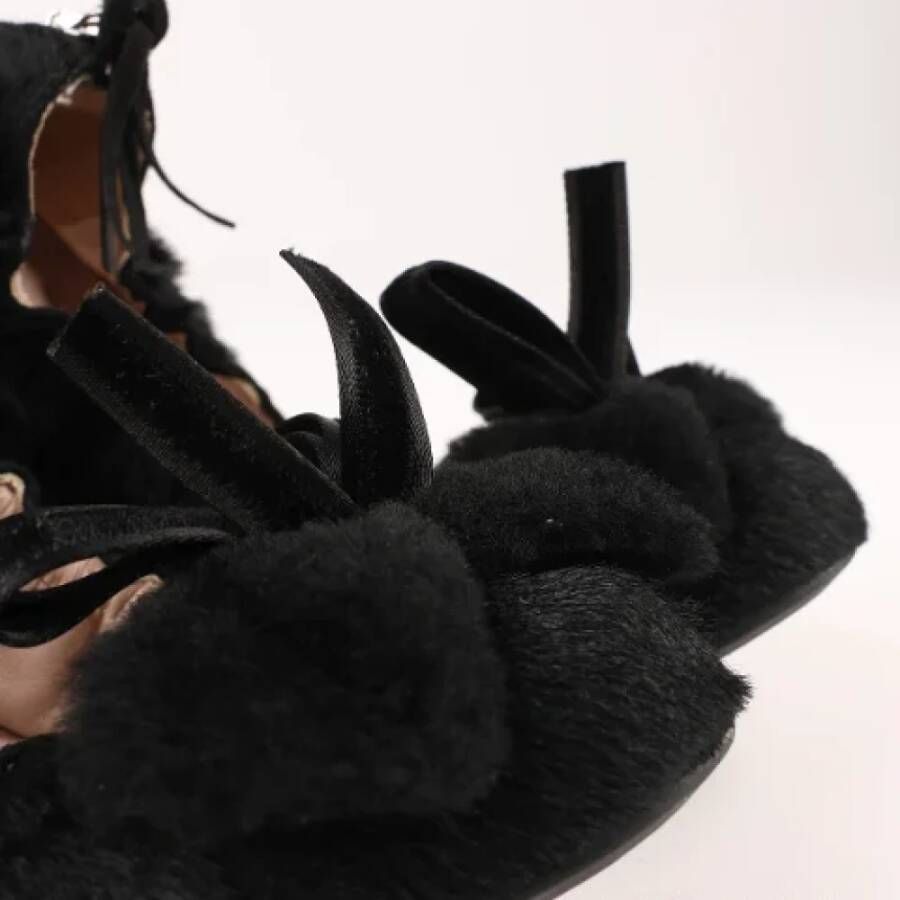 Miu Pre-owned Pony hair flats Black Dames