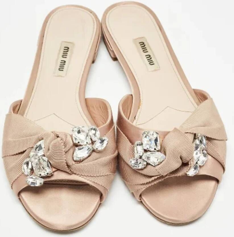 Miu Pre-owned Satin flats Beige Dames