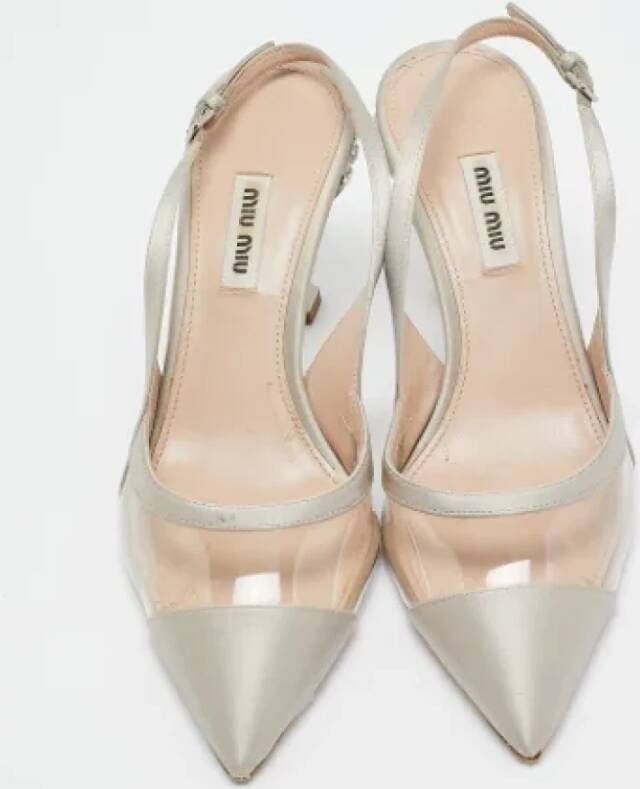 Miu Pre-owned Satin heels Gray Dames