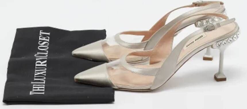 Miu Pre-owned Satin heels Gray Dames