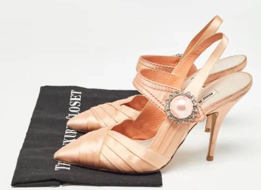 Miu Pre-owned Satin heels Orange Dames