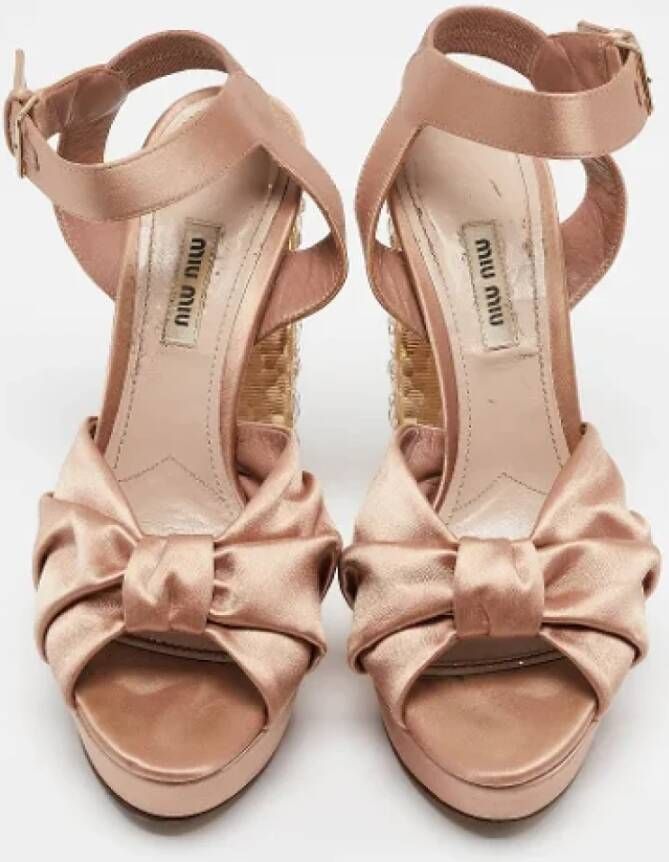 Miu Pre-owned Satin sandals Beige Dames