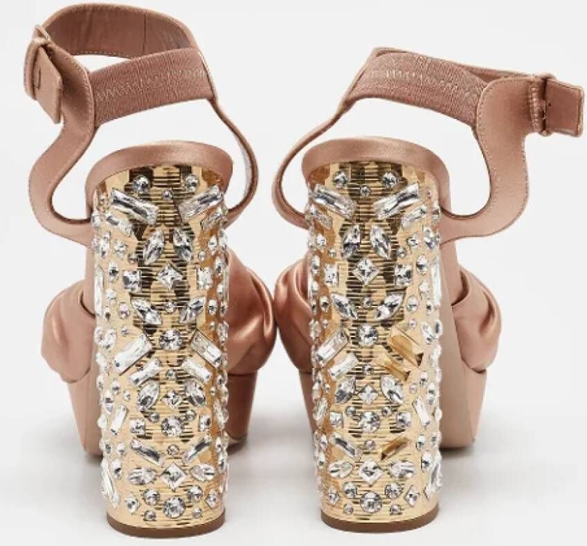 Miu Pre-owned Satin sandals Beige Dames