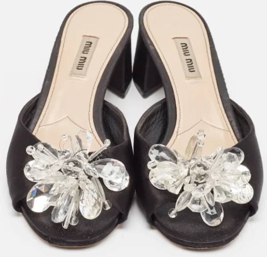 Miu Pre-owned Satin sandals Black Dames