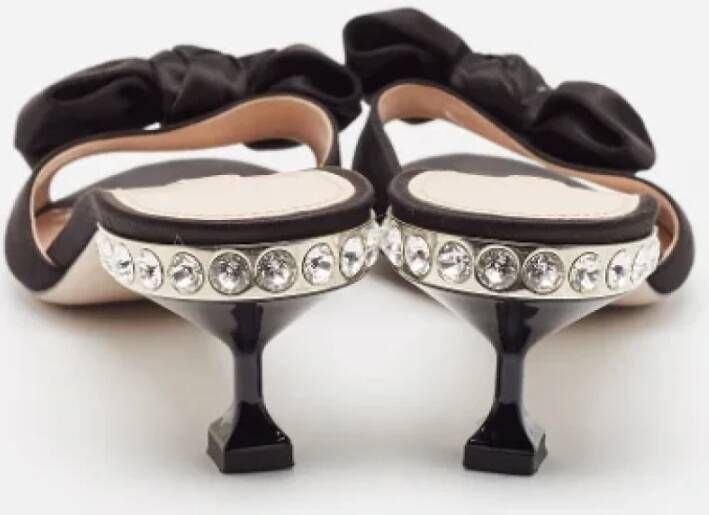 Miu Pre-owned Satin sandals Black Dames