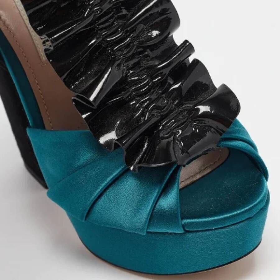 Miu Pre-owned Satin sandals Black Dames