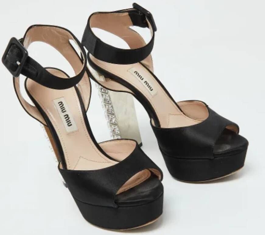 Miu Pre-owned Satin sandals Black Dames