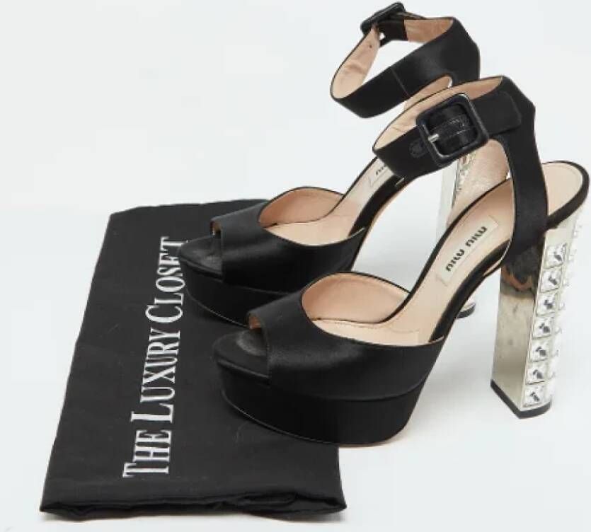 Miu Pre-owned Satin sandals Black Dames