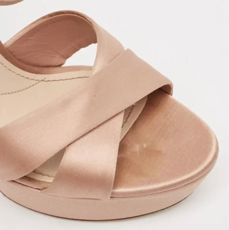 Miu Pre-owned Satin sandals Pink Dames