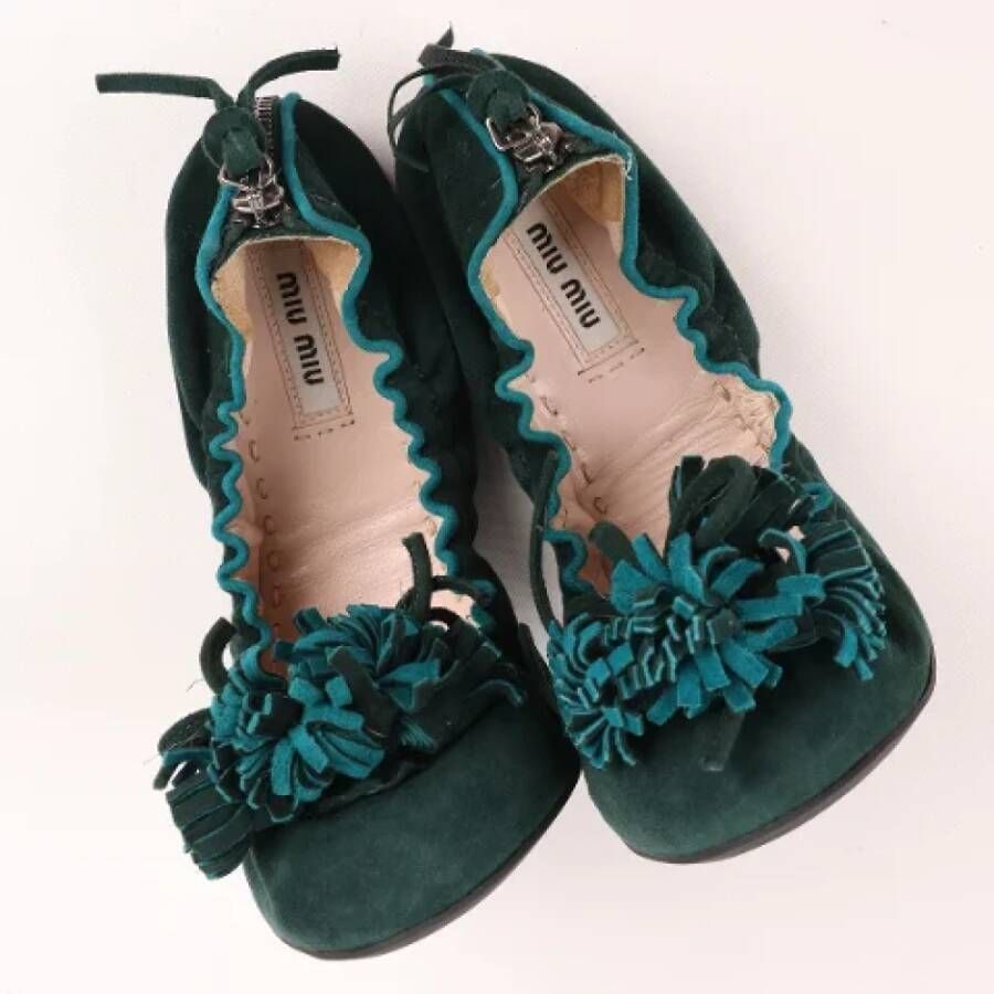 Miu Pre-owned Suede flats Green Dames