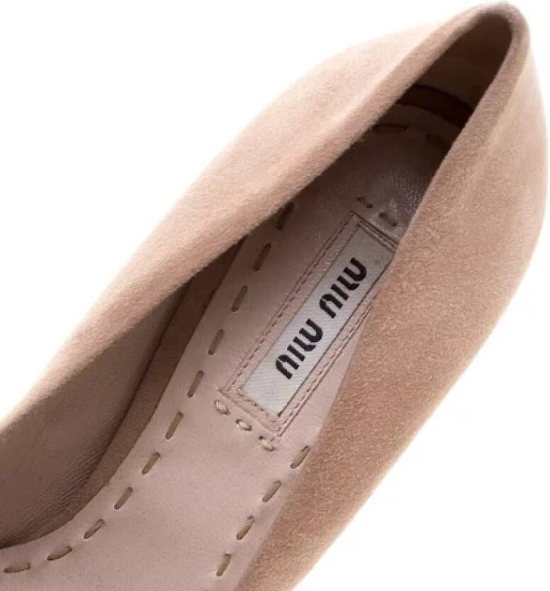 Miu Pre-owned Suede heels Beige Dames