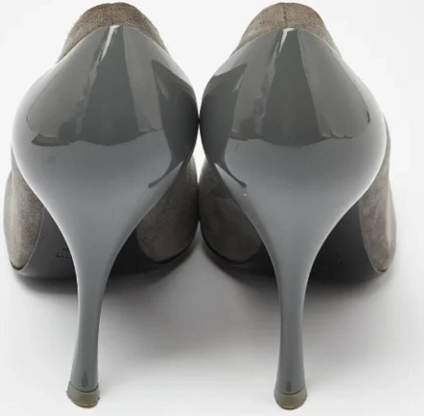 Miu Pre-owned Suede heels Gray Dames