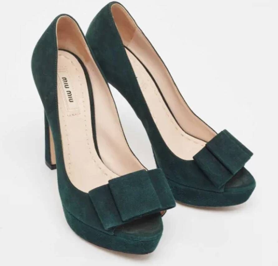 Miu Pre-owned Suede heels Green Dames